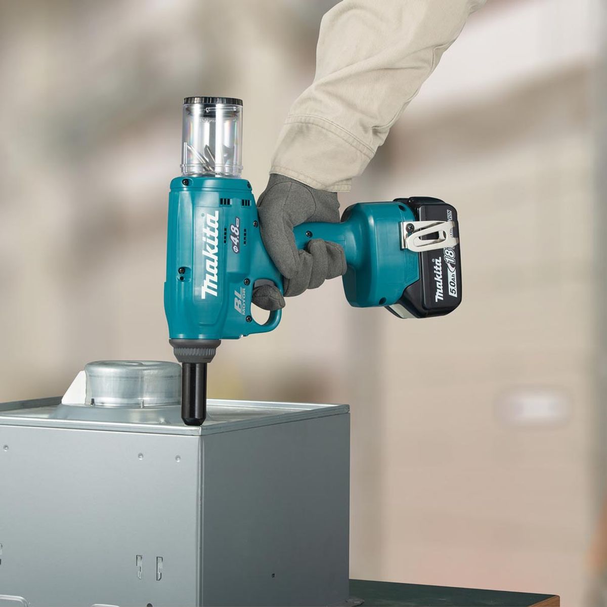 Makita Popnaglepistol 18V LXT ® 2,4-4,8mm DRV150Z