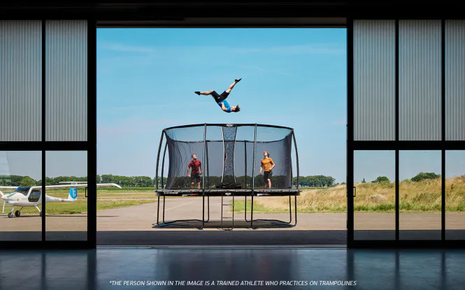 Hovedbilde Ultimate Pro Bouncer Trampoline på hele 5x5meter ...