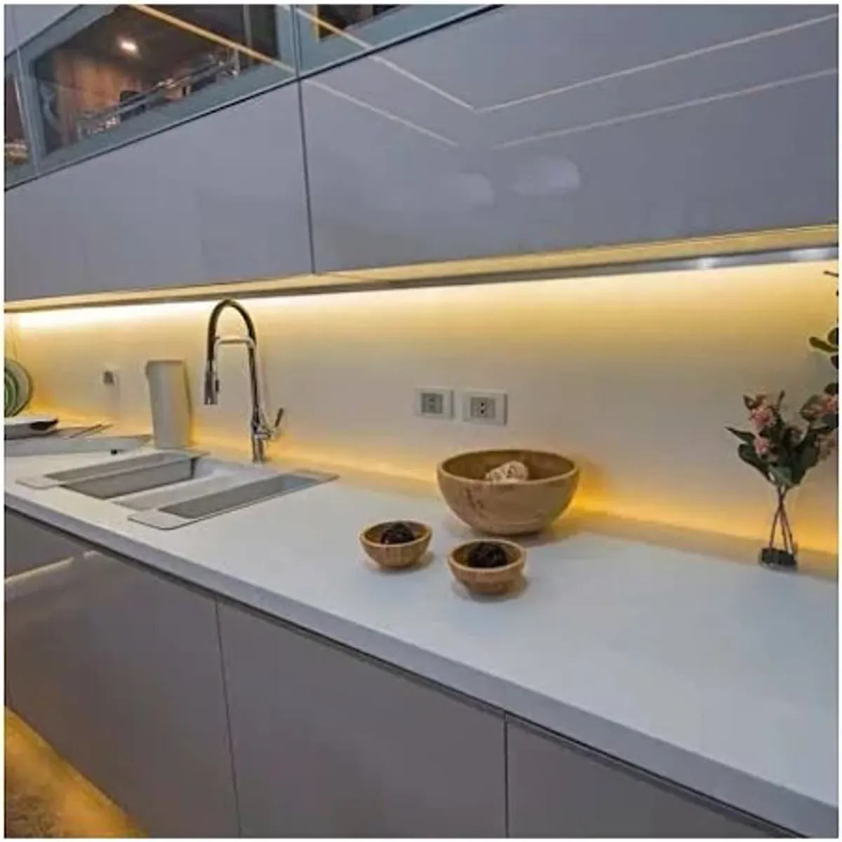 Led-Stripe Light 5 Meter- 60 stk led og 14,4w pr meter - T-max IP65