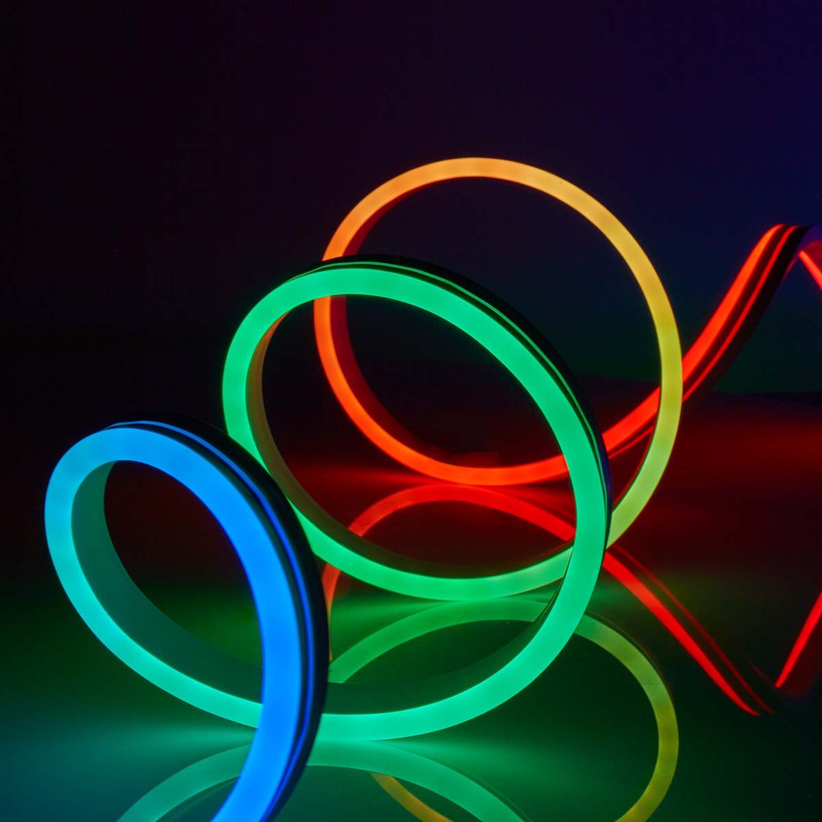 Led-Strip for Inne og Utebruk 5 Meter SmartLife Wi-Fi LED-Stripe - Lengde Kan Tilpasses - Nedis