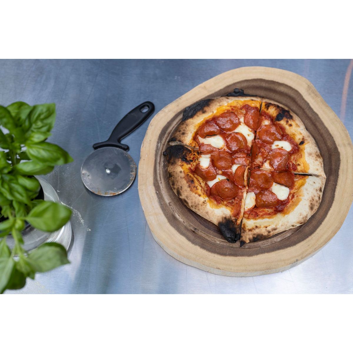 Stor Pizzakutter - Pizzahjul med godt skaft
