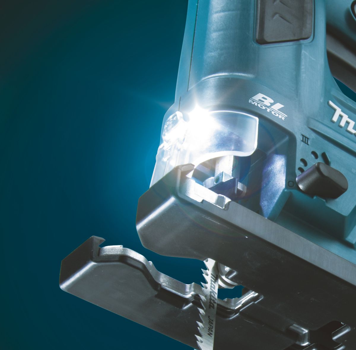 Makita Stikksag 12V CXT ®  BL-Motor JV103DZ
