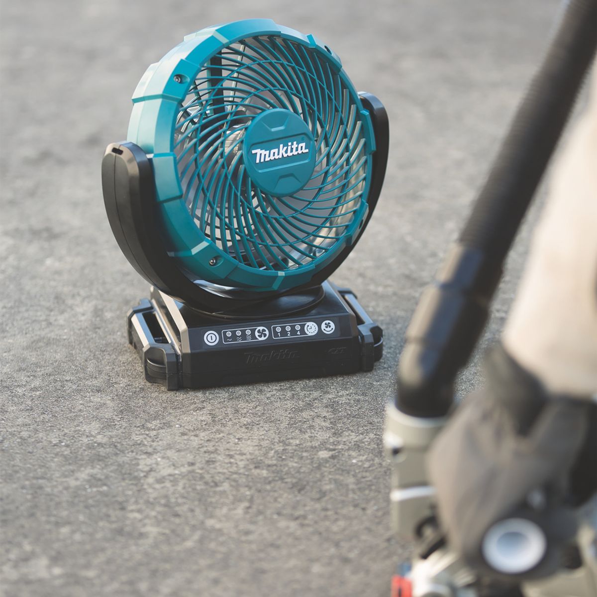 Makita Vifte 12V Max CXT® Ø180mm CF101DZ