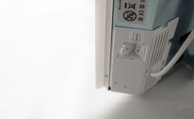Beha Panelovn Smartovn med glassfront og Wifi - 600W - Hvit PGV 6 - Norskutviklet varmeovn