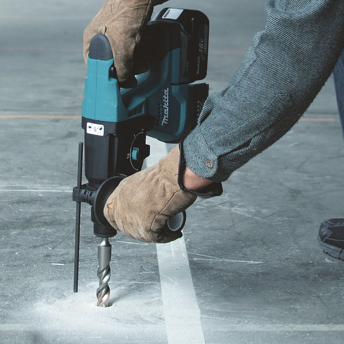 Makita Borhammer 18V LXT ® SDS-Plus DHR243RTJ